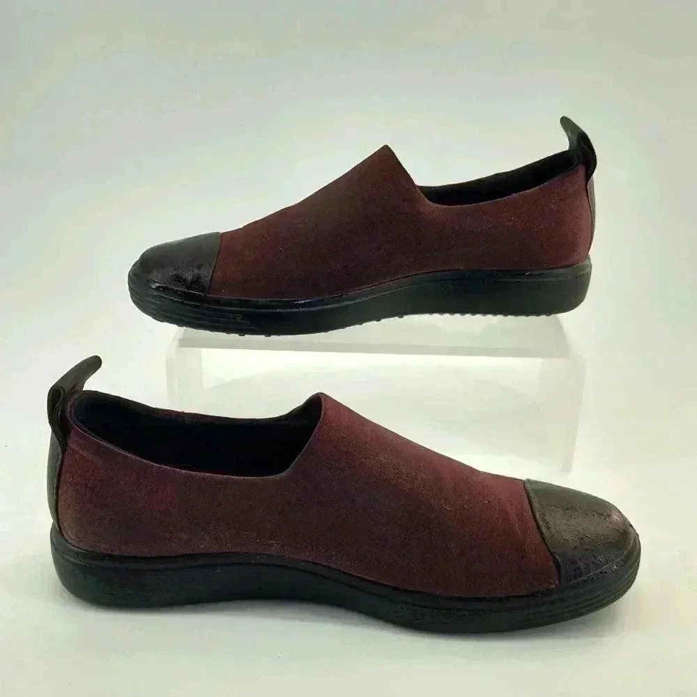 ECCO SLIP ON CASUAL SHOES